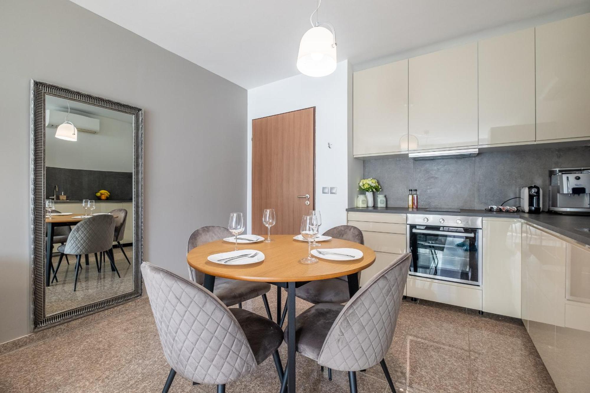 Julie'S Sunny Cozy Apartment With Balcony Sofía Exterior foto